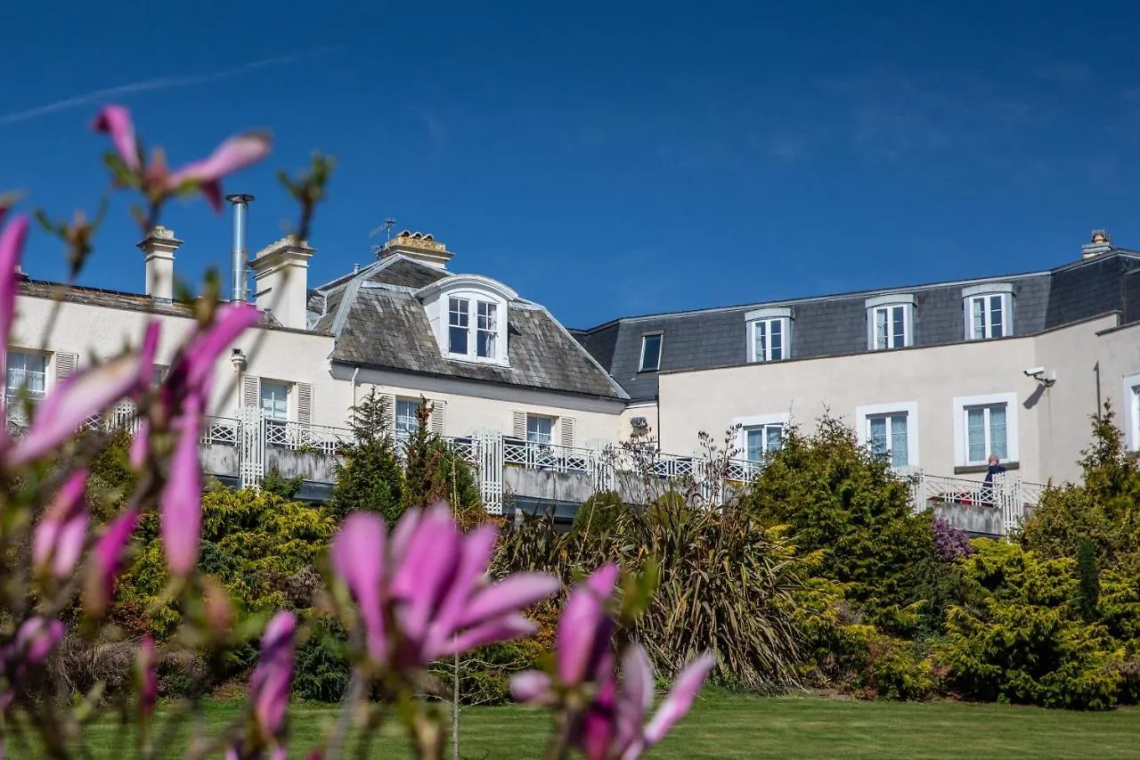 6 Resort Hotels Near Grand Pier Teignmouth That Deliver