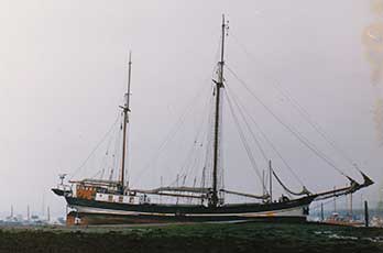 abbey-intro-th-2